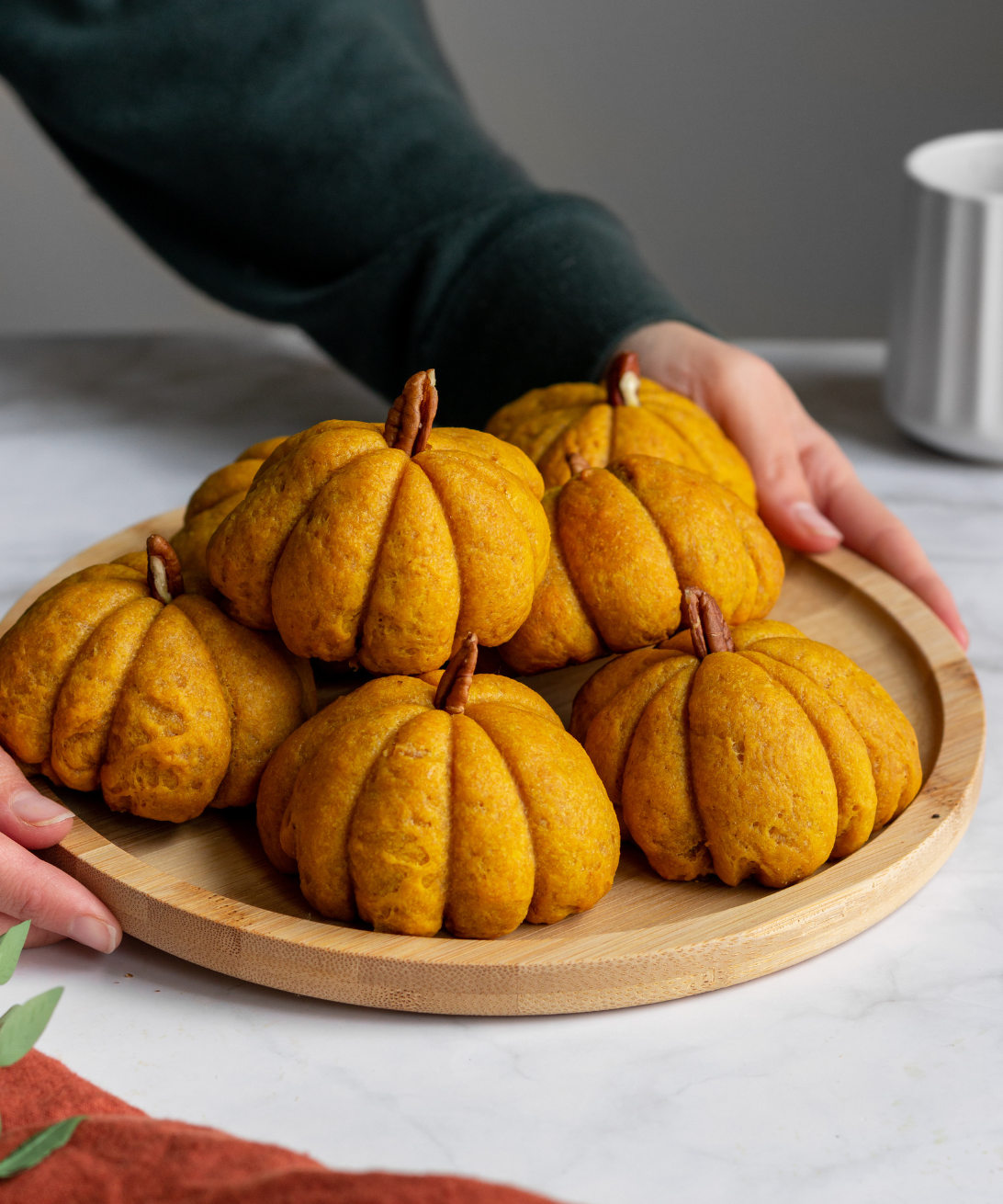 Vegan Cheesy Pumpkin Rolls
